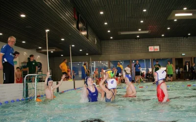 Geslaagd mini-waterpolotoernooi